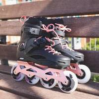 Жіночі роликові ковзани RB Pro X W 2023 black-rose gold 40.5 розміру
